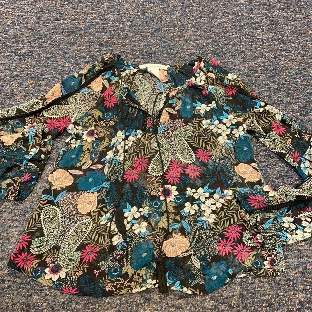 American Rag Sheer Top sz. M